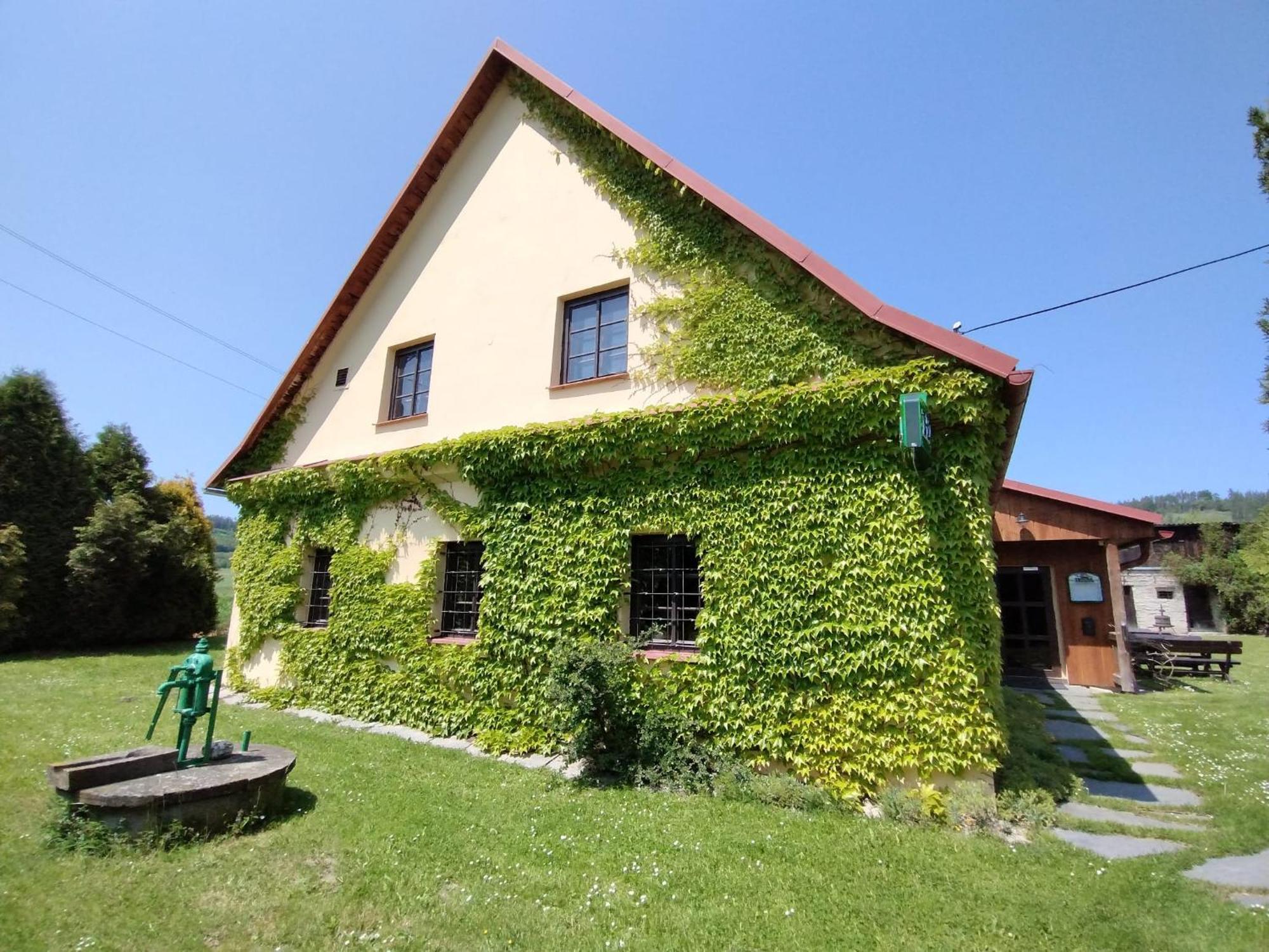 Penzion Kelt Hotell Zátor Exteriör bild