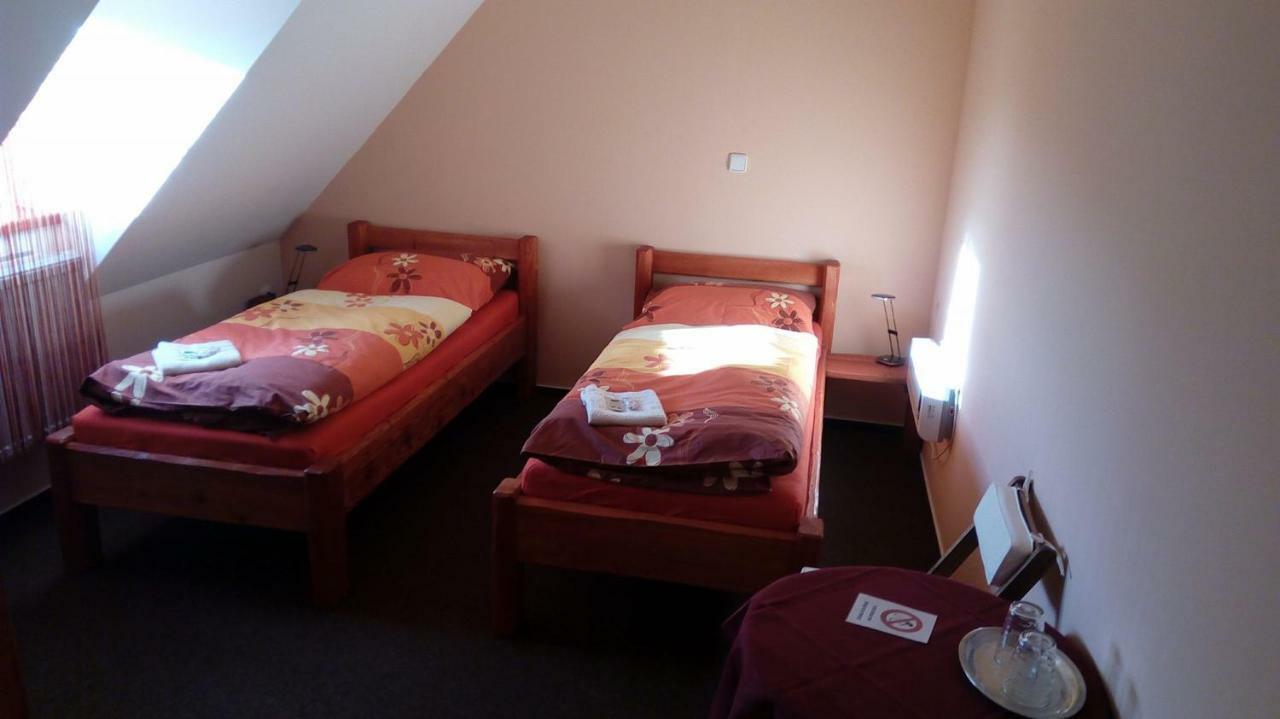 Penzion Kelt Hotell Zátor Exteriör bild